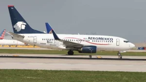 avion-aeromexico-emergencia-los-angeles