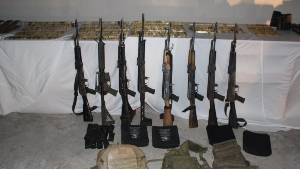 decomisan-armas-diversas-en-mazatlan6 (1)