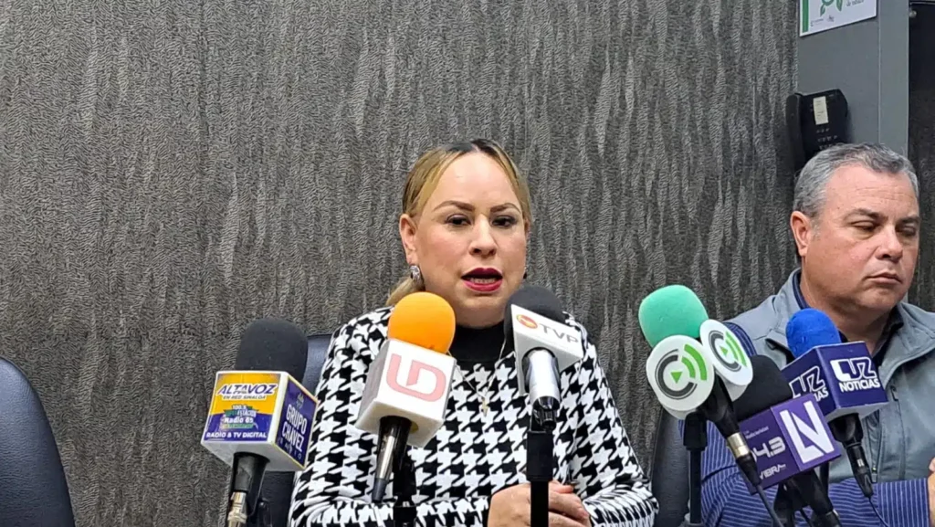 Dulce-Ruiz-Castro-4.jpeg
