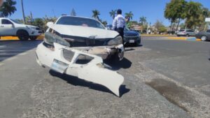 accidente-los-mochis-sin-lesionada