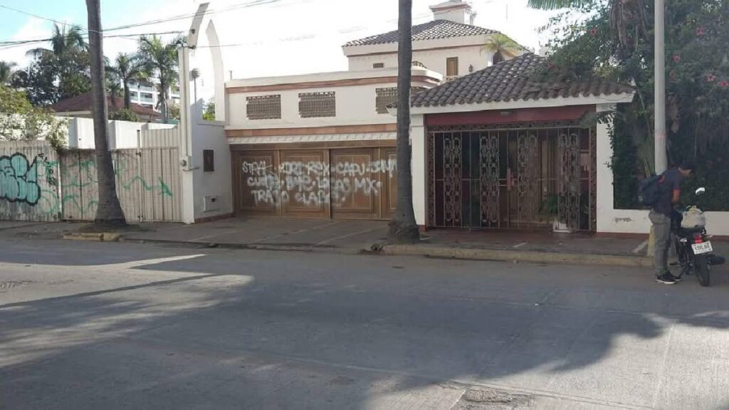 grafitis-en-casa-del-gringo