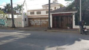 grafitis-en-casa-del-gringo